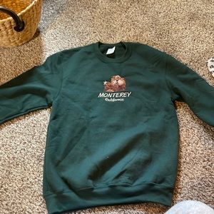 Crew neck